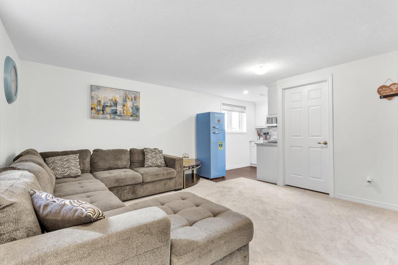 Modern 1 Bedroom + Den In Cambridge Zewnętrze zdjęcie